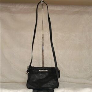 Michael Kors Elegant Black Crossbody Bag